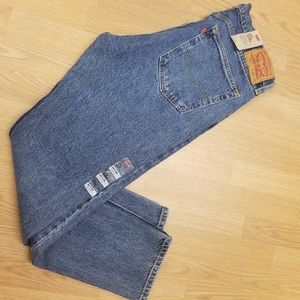 Levi's Slim Tapered Stretch Jeans